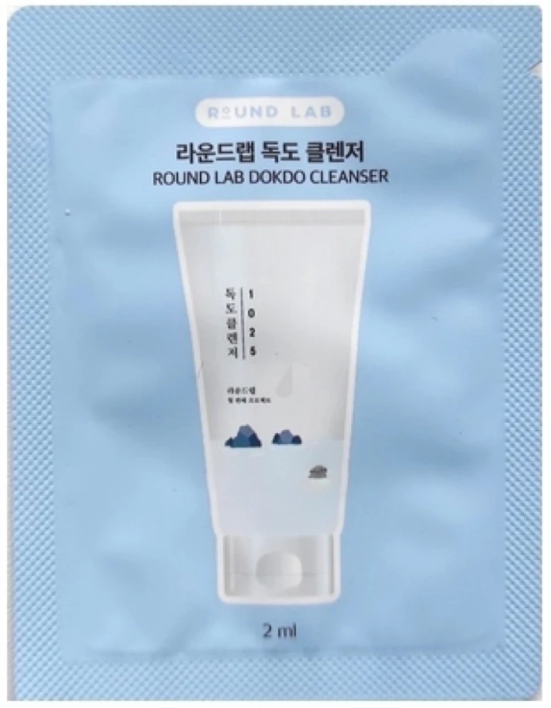 Мягкая пенка для умывания с морской водой Роунд лаб Round Lab 1025 Dokdo Cleanser 2мл (пробник)