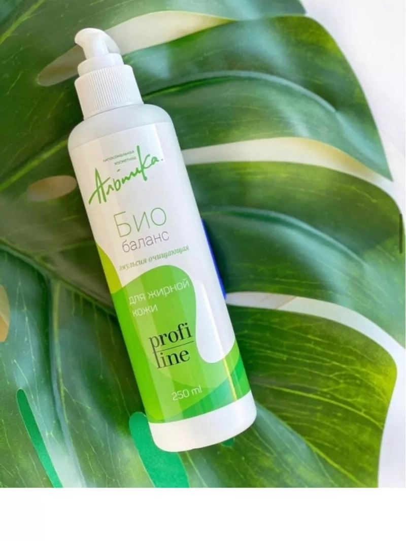 Очищающая эмульсия БИО-БАЛАНС для жирной кожи