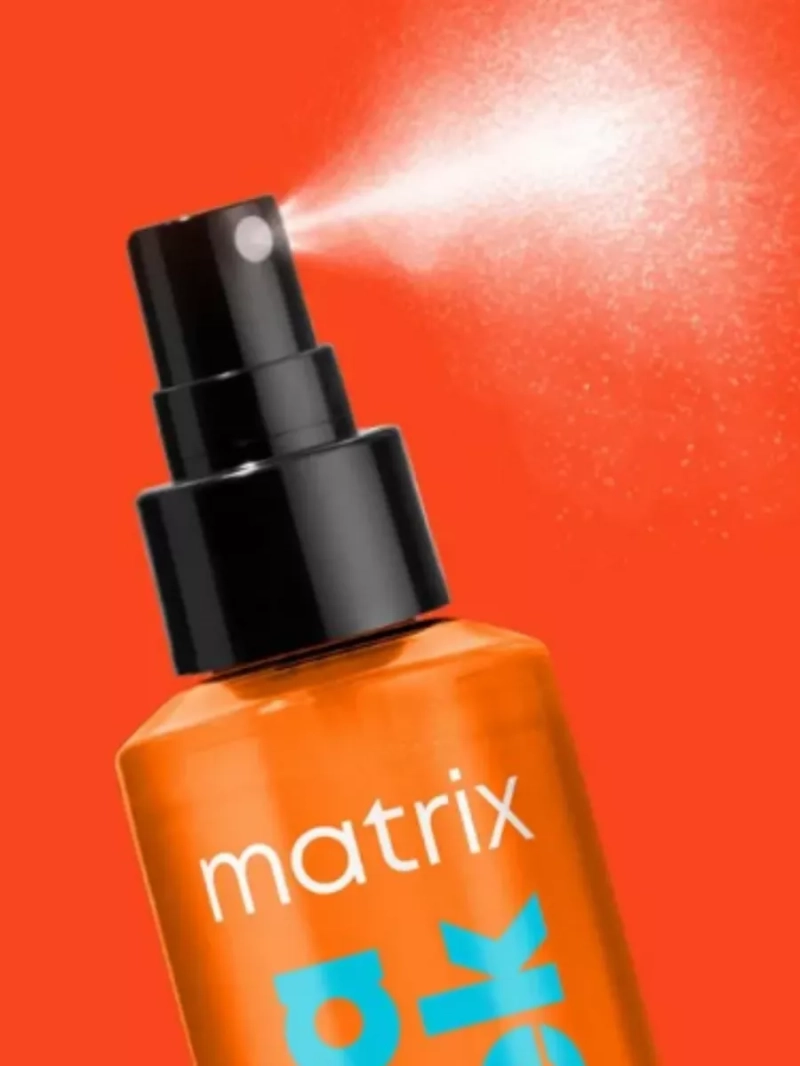 Несмываемый спрей-термозащита для гладкости волос Mega Sleek