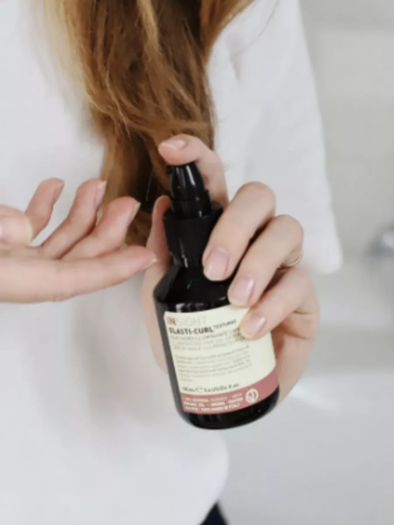 Масляная сыворотка для сияния волнистых волос ELASTI-CURL